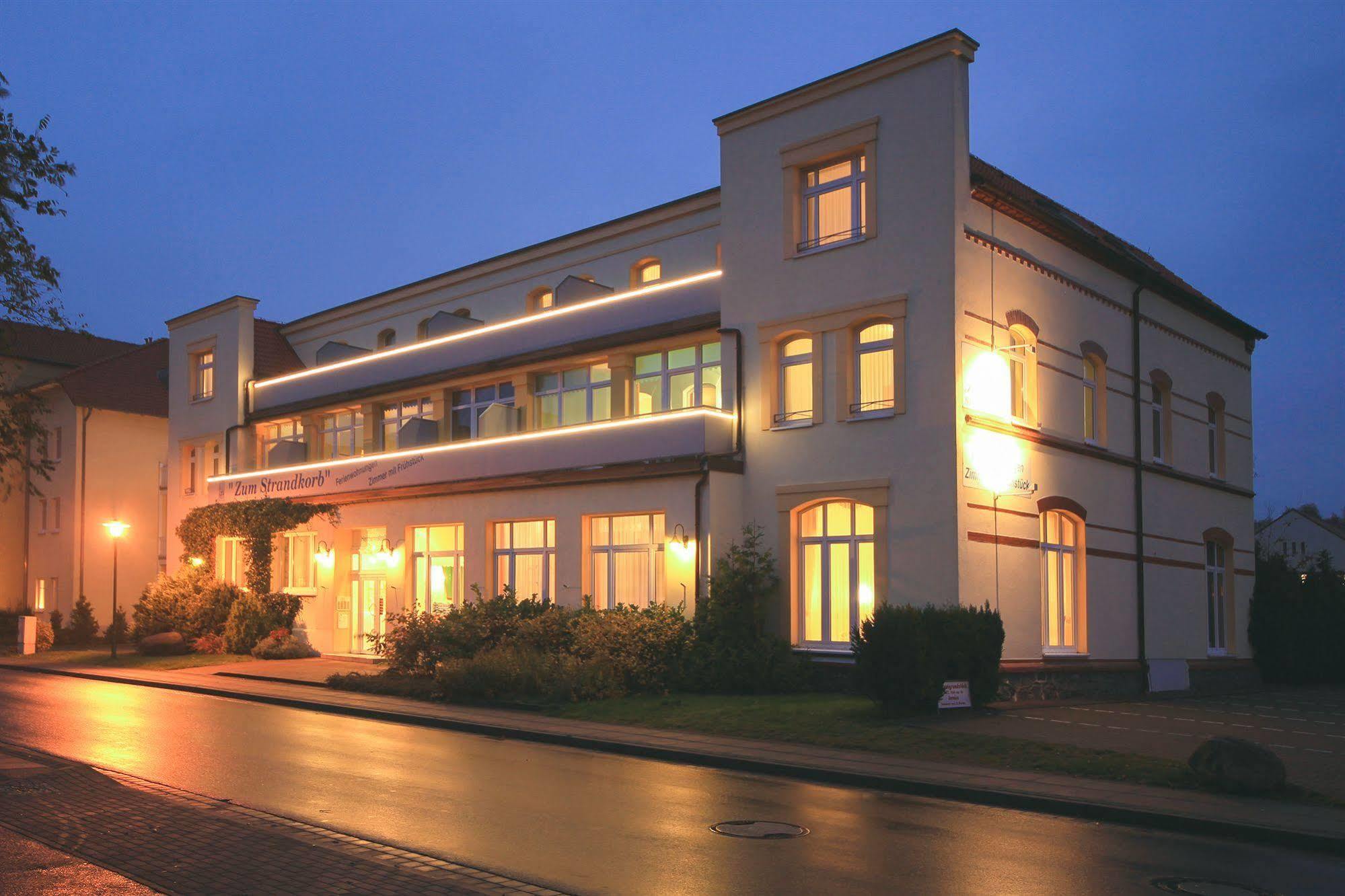 Appartementhaus Zum Strandkorb Kühlungsborn Zewnętrze zdjęcie