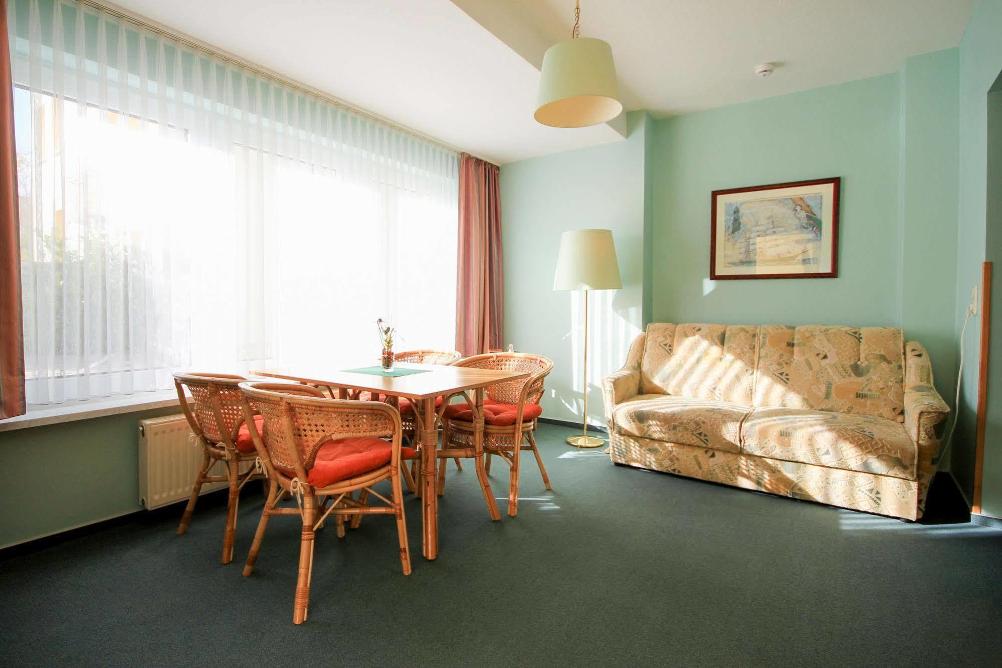 Appartementhaus Zum Strandkorb Kühlungsborn Zewnętrze zdjęcie