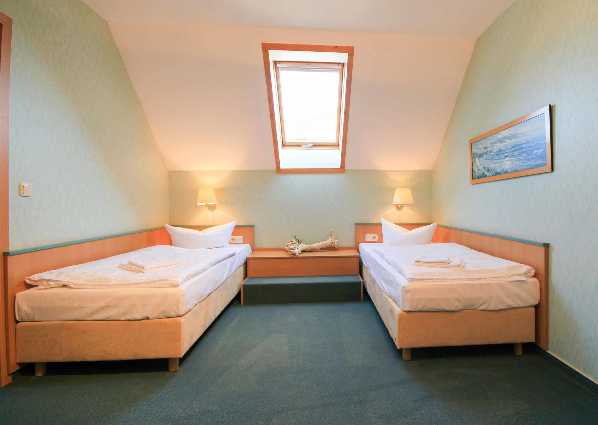 Appartementhaus Zum Strandkorb Kühlungsborn Zewnętrze zdjęcie